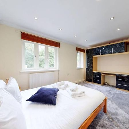 Super 2 Bed House With Privategarden Λονδίνο Εξωτερικό φωτογραφία