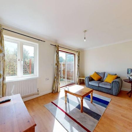 Super 2 Bed House With Privategarden Λονδίνο Εξωτερικό φωτογραφία