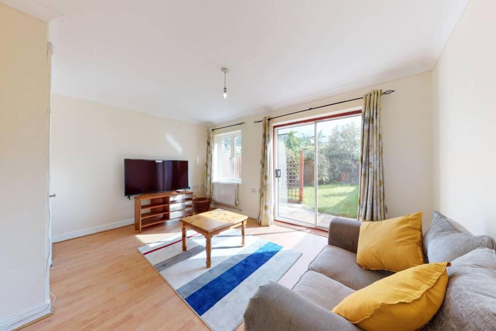 Super 2 Bed House With Privategarden Λονδίνο Εξωτερικό φωτογραφία