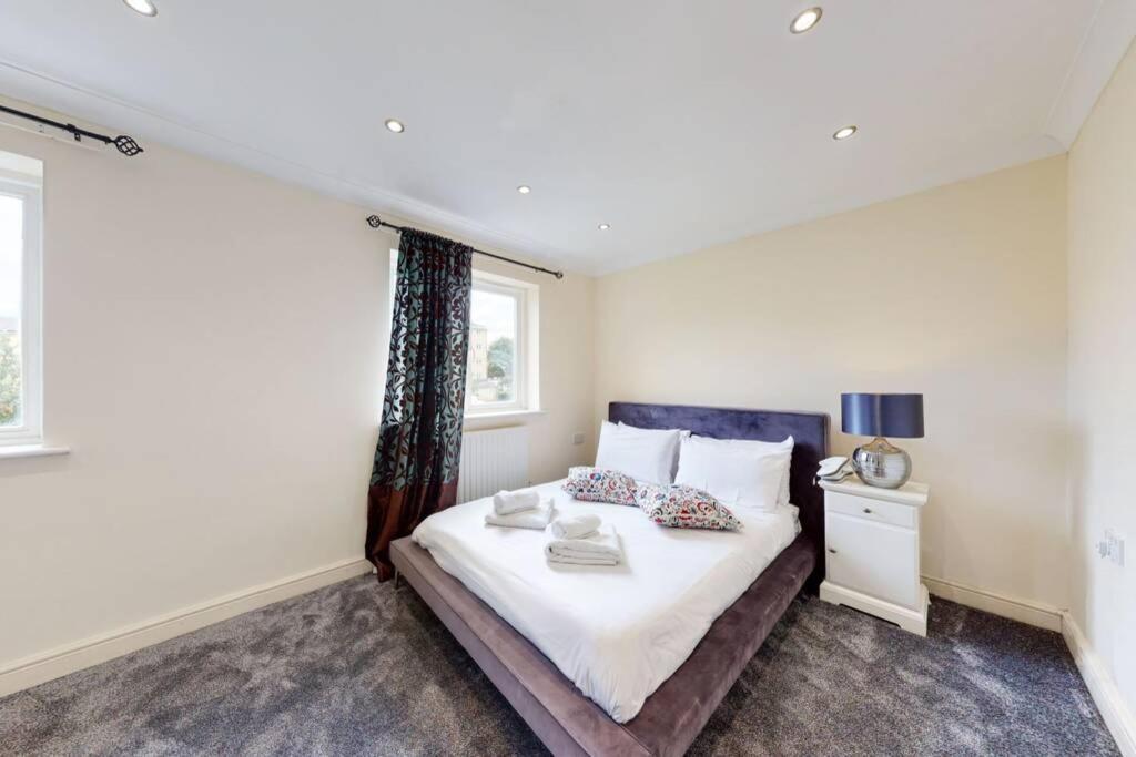 Super 2 Bed House With Privategarden Λονδίνο Εξωτερικό φωτογραφία